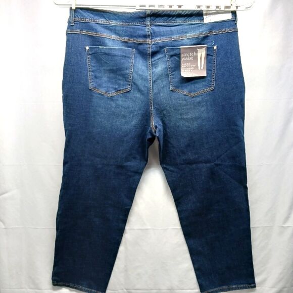 Cato Curvy Straight Dark Wash Stretchy Denim Jeans Woman 26W. 48-inch. NEW NWT.. - Picture 5 of 13
